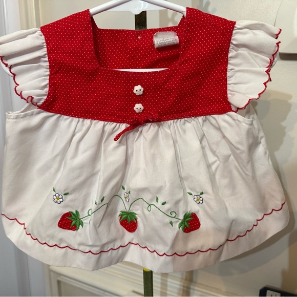 Vintage Embroidered Strawberry Shirt - Picture 2 of 8